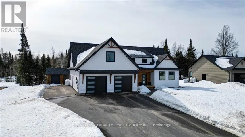 10 BANCROFT RIDGE DRIVE, Bancroft (Bancroft Ward), Ontario K0L1C0