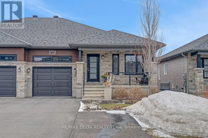 715 AZURE STREET, Russell, Ontario K4R0E5