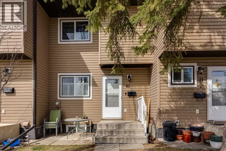 10, 96 Holmes Street Street, Red Deer, Alberta T4N6G6