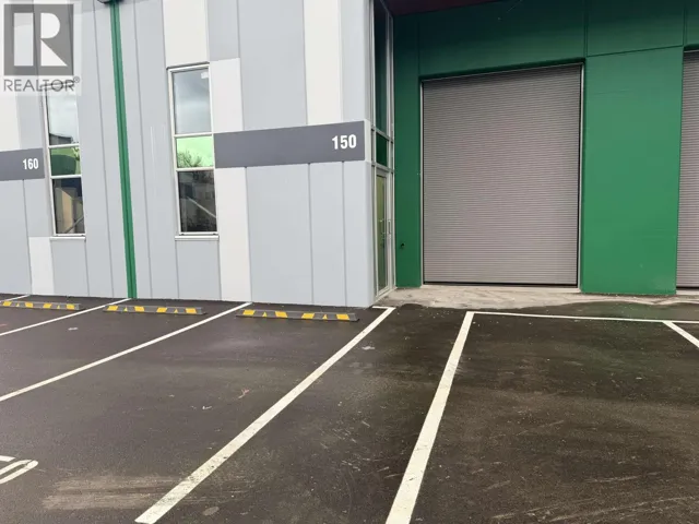 305 7415 LOWLAND DRIVE, Burnaby, British Columbia C5J5A8