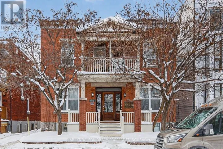 152 GOULBURN AVENUE, Ottawa, Ontario K1N8E2