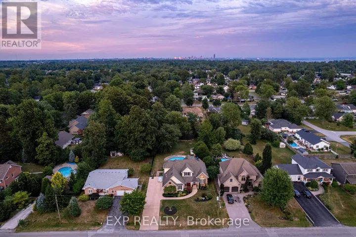 546 FERNDALE AVENUE, Fort Erie (Crescent Park), Ontario L2A6E3
