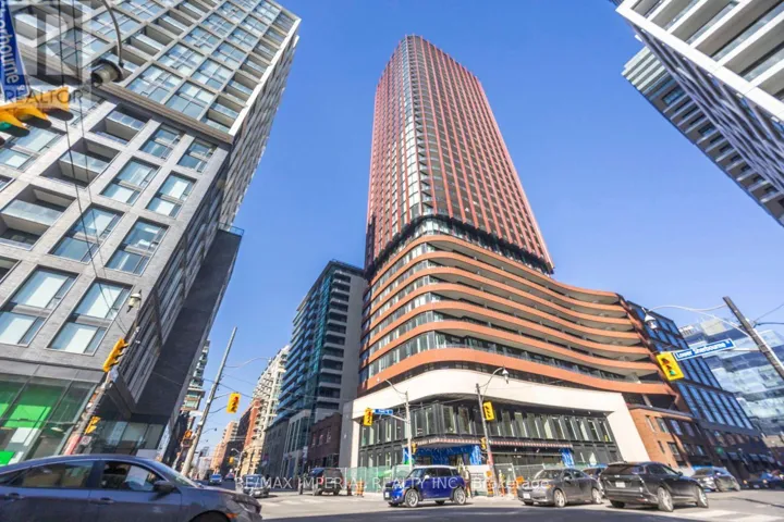2815 - 180 FRONT STREET E, Toronto (Moss Park), Ontario M5A0A9