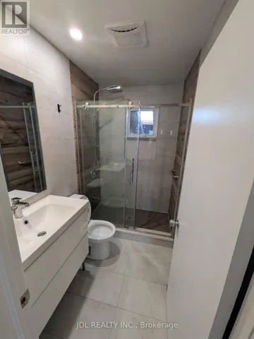 345 CENTRE STREET E, Richmond Hill (Crosby), Ontario L4C1B3