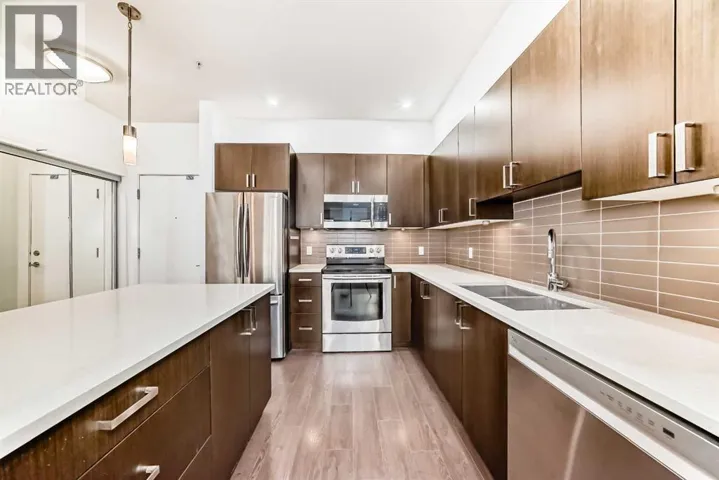 109, 22 Auburn Bay Link SE, Calgary, Alberta T3M1Z8