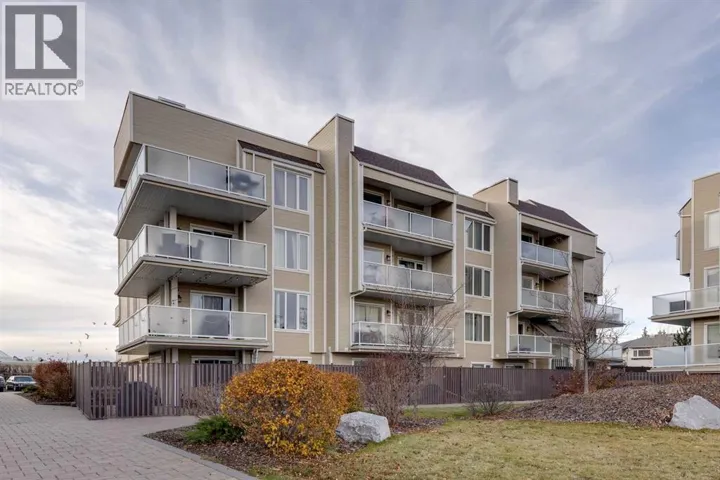 206, 3737 42 Street NW, Calgary, Alberta T3A2M8