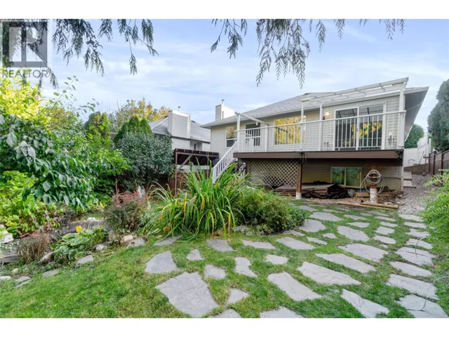 721 11 Street SE, Salmon Arm, British Columbia V1E1R3