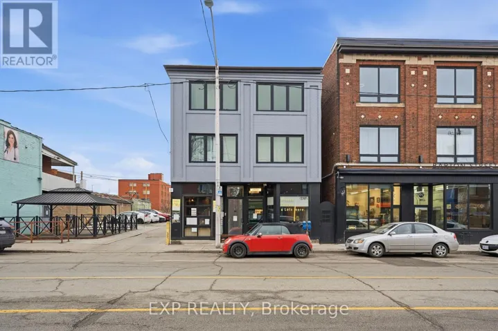 301 BARTON STREET E, Hamilton (Landsdale), Ontario L8L2X4