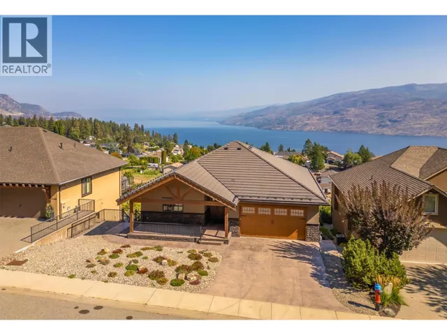 6172 Seymoure Avenue, Peachland, British Columbia V0H1X4