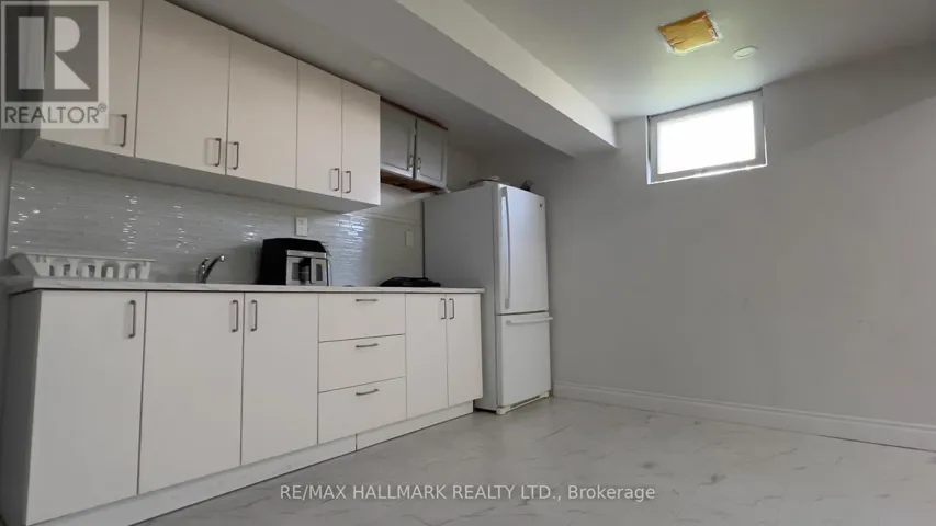 LOWER - 76 SHENDALE DRIVE, Toronto (Elms-Old Rexdale), Ontario M9W2B5
