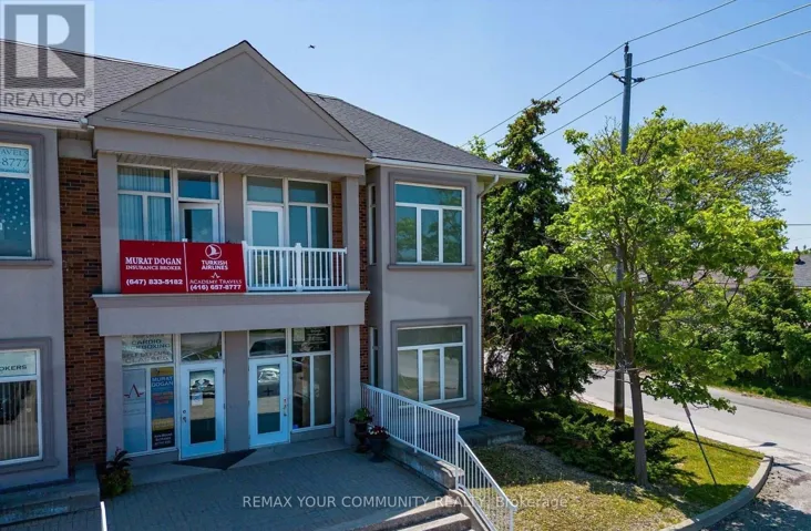 951 WILSON AVENUE, Toronto (Downsview-Roding-CFB), Ontario M3K2A7