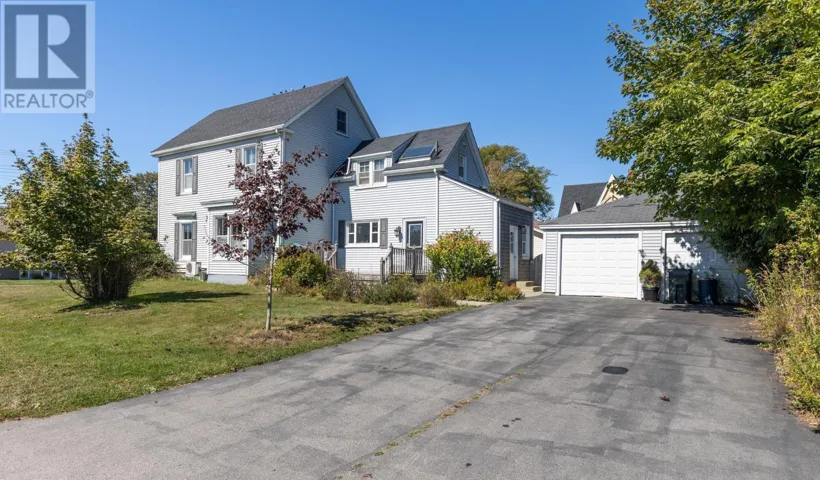 53 William Street, Yarmouth, Nova Scotia B5A1Y4