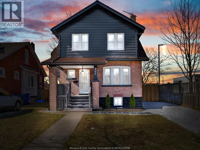 831 DAWSON, Windsor, Ontario N8Y4A1