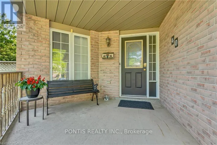 40 ALDERSON DRIVE, Cambridge, Ontario N3C4C5