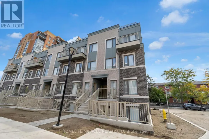 70 - 5 WILLIAM JACKSON WAY S, Toronto (New Toronto), Ontario M8V0J8