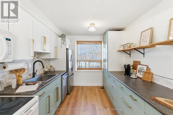 520 MINTO COURT, Oshawa (O'Neill), Ontario L1G5K2