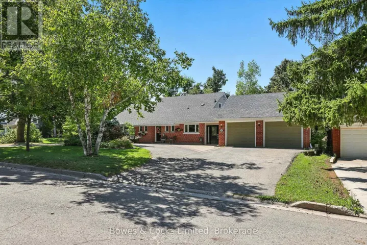 433 MANORHILL AVENUE, Peterborough (Town Ward 3), Ontario K9J6H7