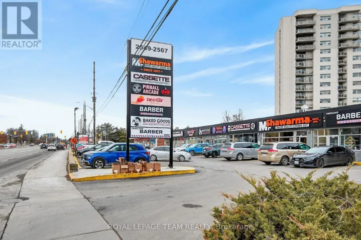 2565 BASELINE ROAD, Ottawa, Ontario K2H7B3