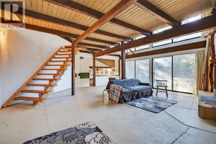 160 Sky Valley Rd, Salt Spring, British Columbia V8K2C7