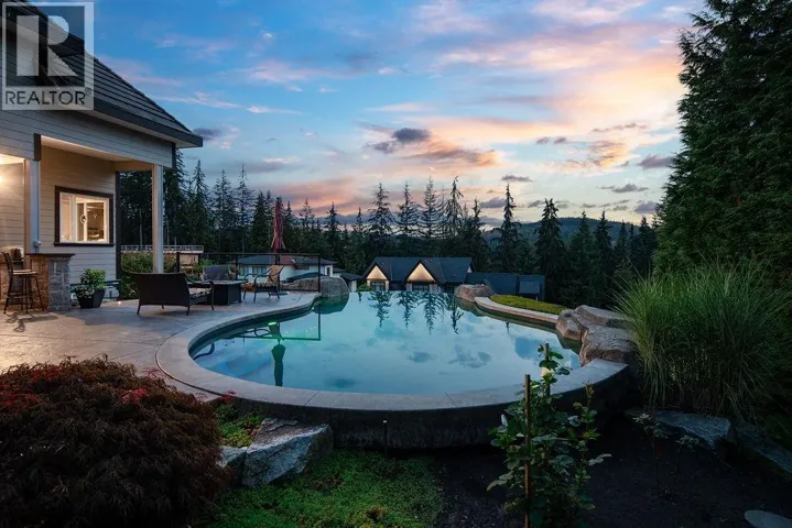136 DEERVIEW LANE, Anmore, British Columbia V3H0A3