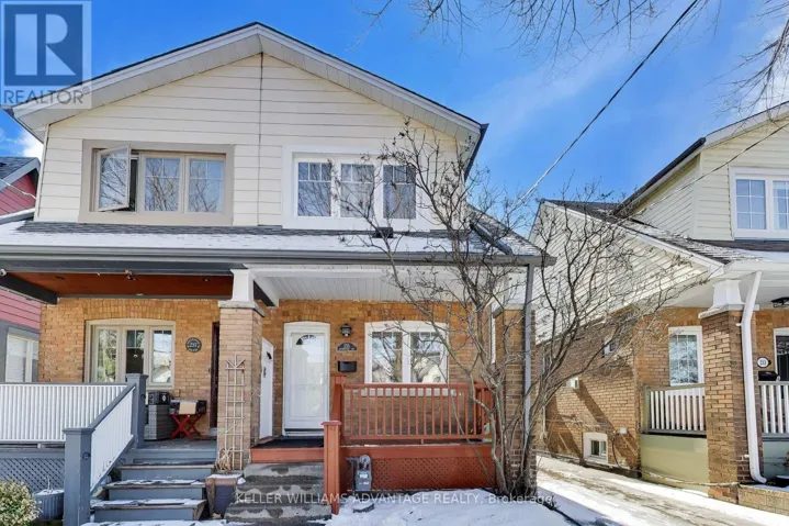 255 QUEENSDALE AVENUE, Toronto (Danforth Village-East York), Ontario M4C2B3