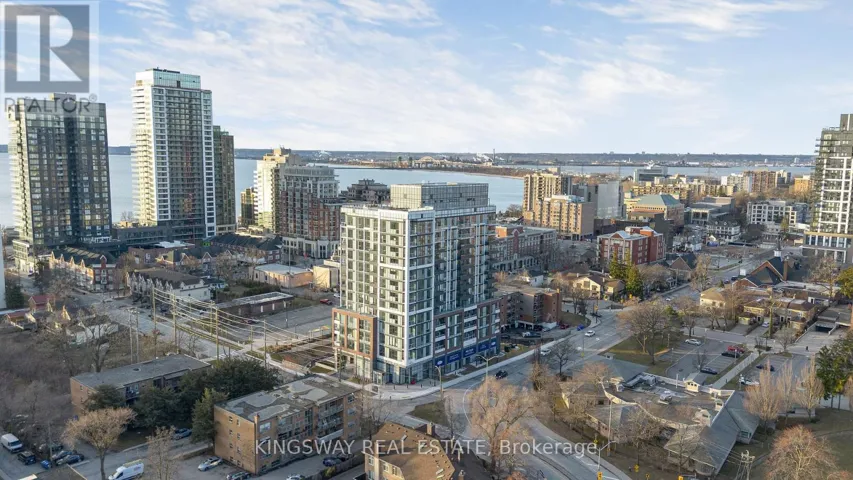 207 - 2088 JAMES STREET, Burlington (Brant), Ontario L7R0H2