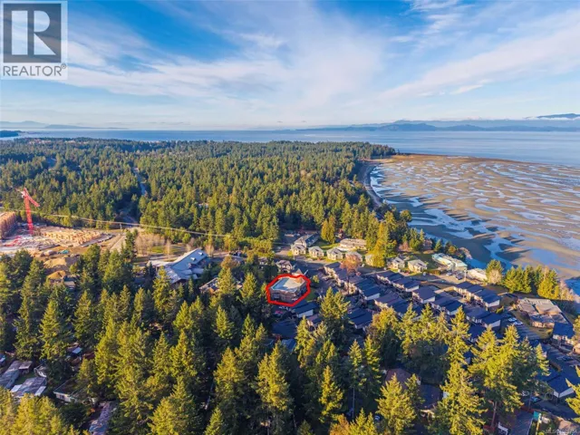 421 1175 Resort Dr, Parksville, British Columbia V9P2E3