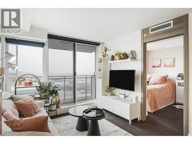 2505 433 SW MARINE DRIVE, Vancouver, British Columbia V5X0H5