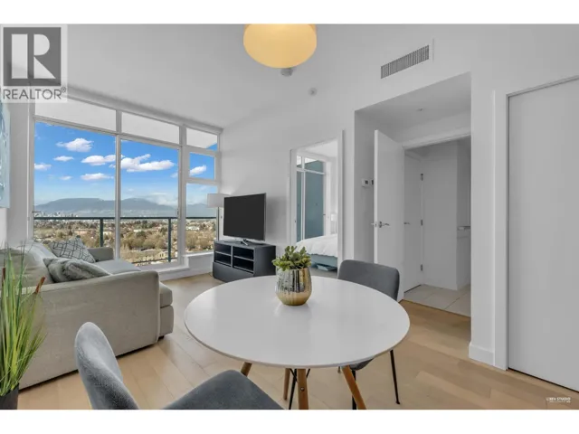 1707 4638 GLADSTONE STREET, Vancouver, British Columbia V5N0G5