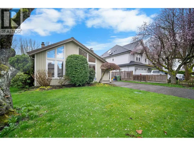 5440 WARBLER AVENUE, Richmond, British Columbia V7E4Z1