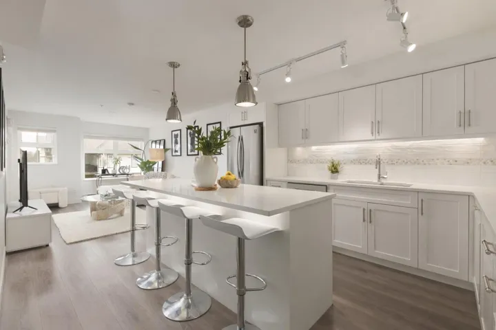 360 27358 32 AVENUE, Langley, British Columbia V4W3M5