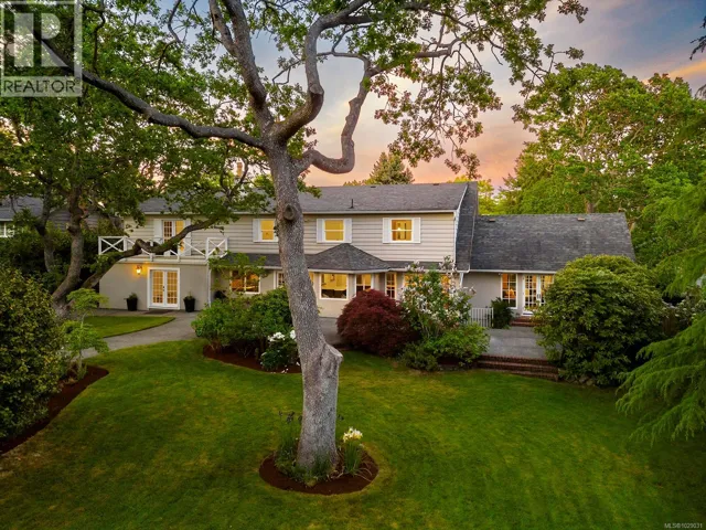 3150 Norfolk Rd, Oak Bay, British Columbia V8R6H4