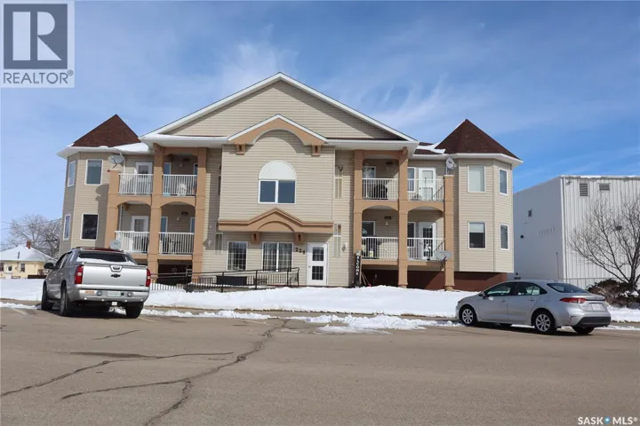 101 226 3rd AVENUE W, Assiniboia, Saskatchewan S0H3R0