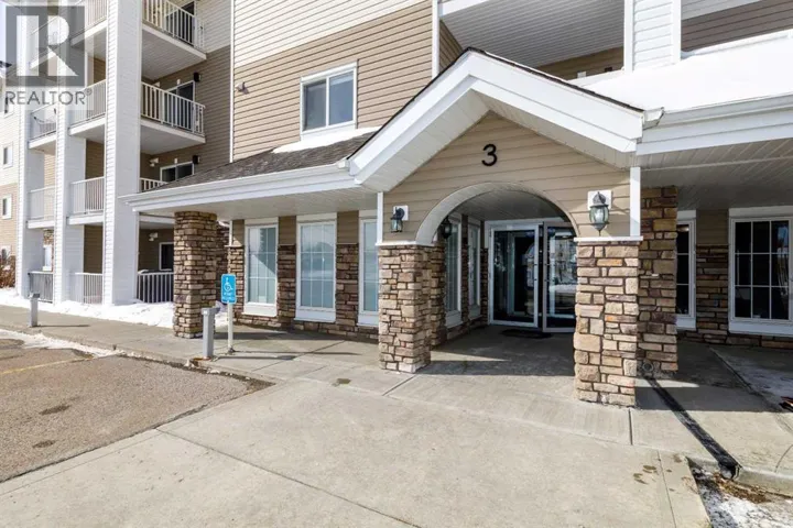 214, 3 Broadway Rise, Sylvan Lake, Alberta T4S0G9