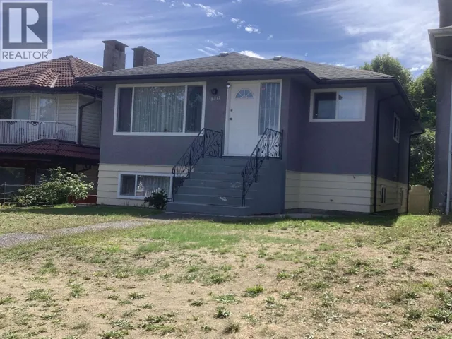 3312 QUEENS AVENUE, Vancouver, British Columbia V5R4T8