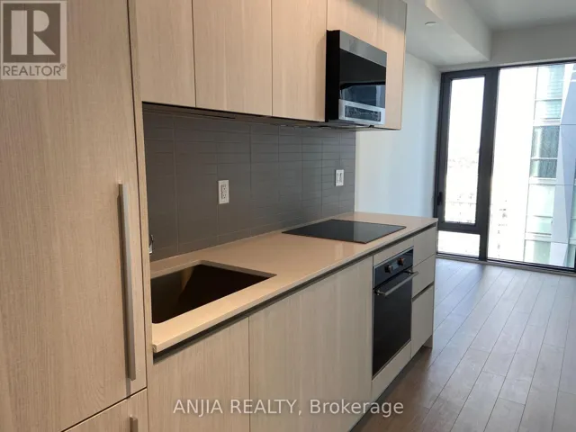 2001 - 8 CUMBERLAND STREET, Toronto (Annex), Ontario M4W0B6