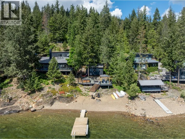 4378 Copper Cove Road, Scotch Creek, British Columbia V0E1M5