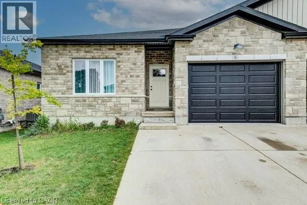 575 ALBERT Avenue N Unit# 8, Listowel, Ontario N4W0G9