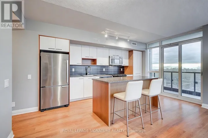 1910 - 5 VALHALLA INN ROAD, Toronto (Islington-City Centre West), Ontario M9B0B1