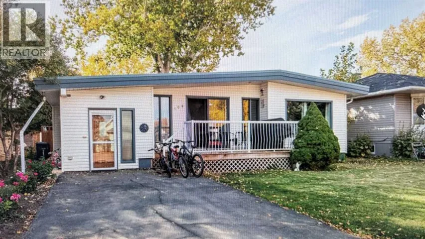 108 2 Street W, Foremost, Alberta T0K0X0