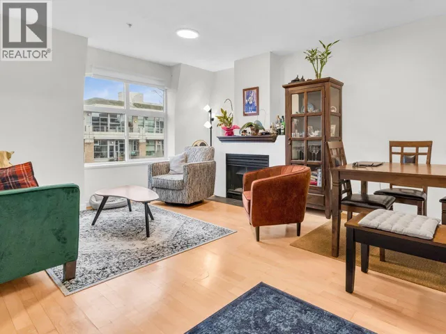 102 3349 DUNBAR STREET, Vancouver, British Columbia V6S2B9