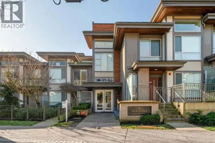 215 5460 BROADWAY, Burnaby, British Columbia V5B0B4