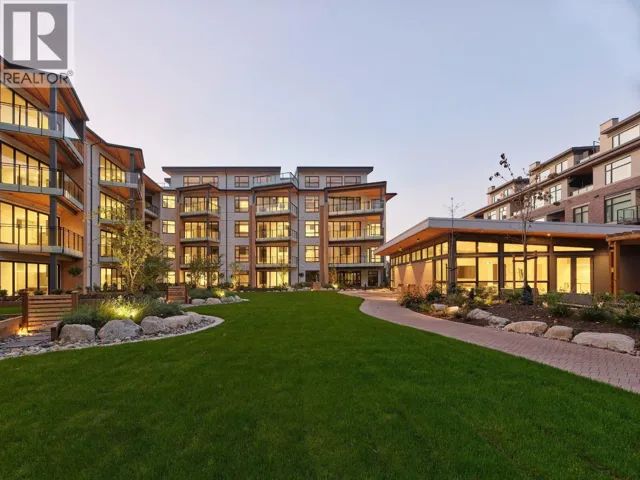 211 300 SALTER STREET, New Westminster, British Columbia V3M0L9