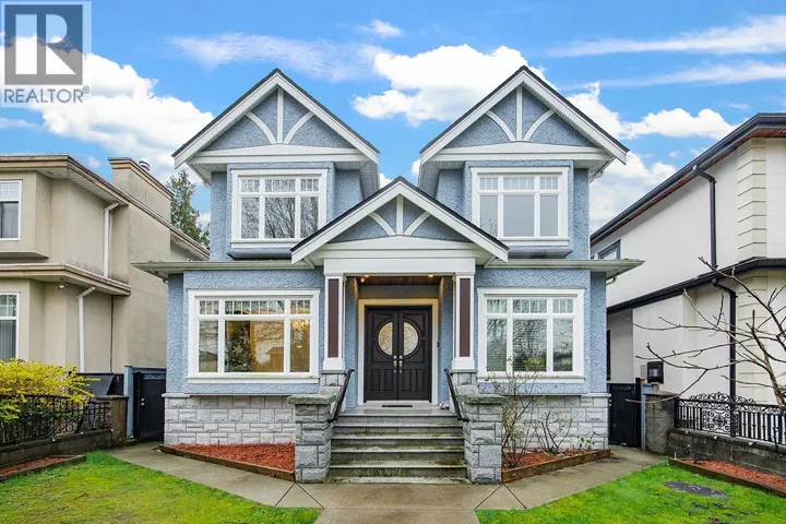 6830 VIVIAN STREET, Vancouver, British Columbia V5S2T6