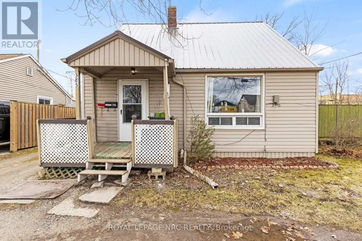 385 CROWLAND AVENUE, Welland (Lincoln/Crowland), Ontario L3B1X5