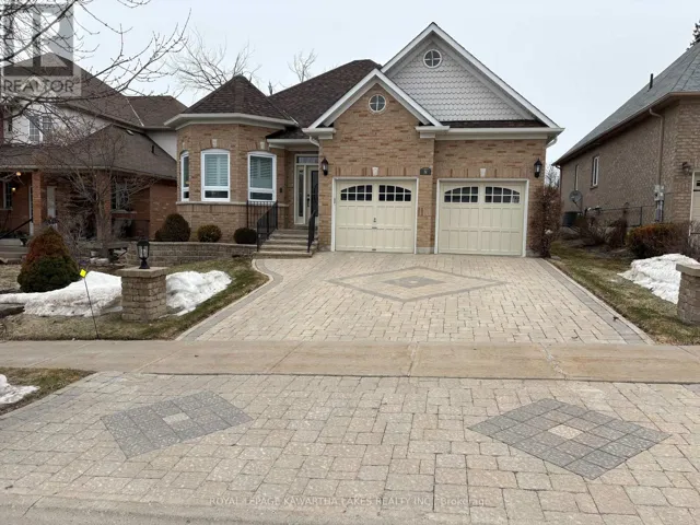 8 ELLIS CRESCENT, Kawartha Lakes (Lindsay), Ontario K9V0A4