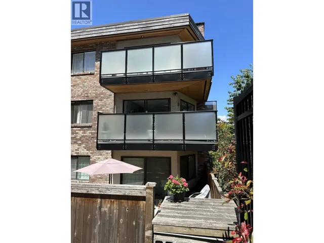 209 930 E 7TH AVENUE, Vancouver, British Columbia V5T1P6