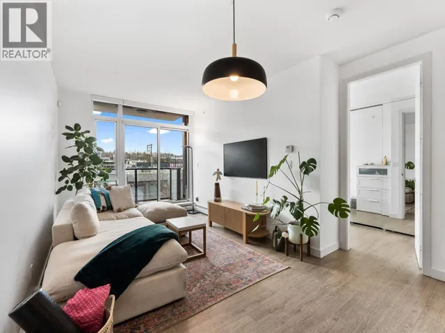 201 1788 ONTARIO STREET, Vancouver, British Columbia V5T0G3