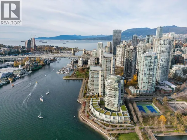 1903 1515 HOMER MEWS, Vancouver, British Columbia V6Z3E8