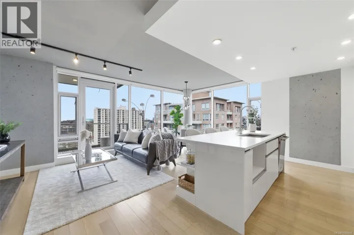 1202 989 Johnson St, Victoria, British Columbia V8V0E3